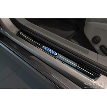 Black glossy stainless steel Door sills suitable for Volvo V90 2016- 'Hybrid' - 4-piece